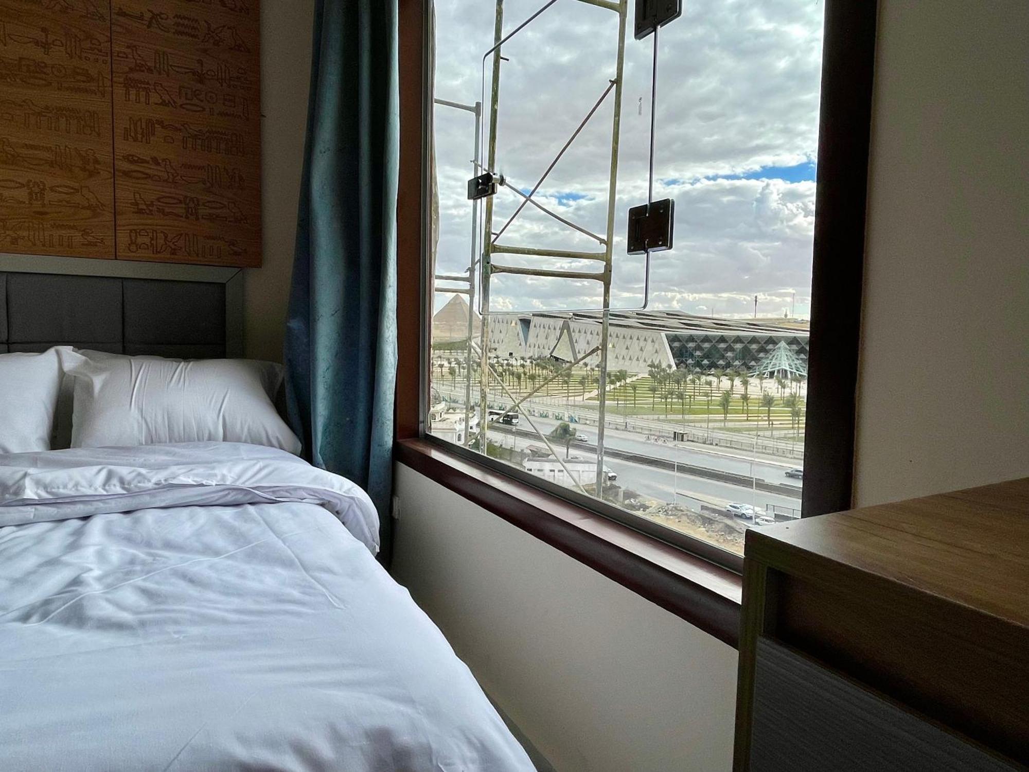Pyramuse Inn Nazlat as Sammān Buitenkant foto