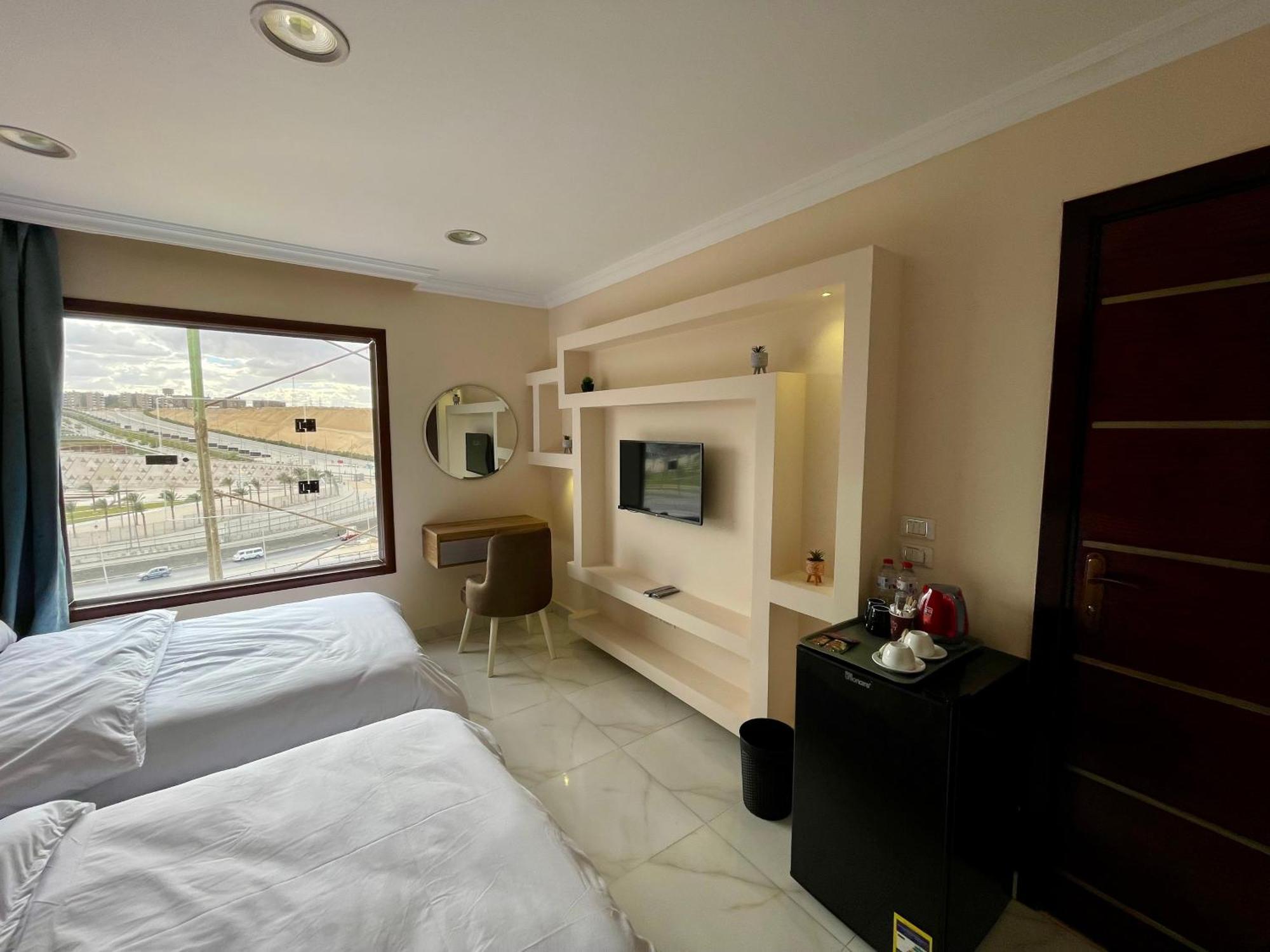 Pyramuse Inn Nazlat as Sammān Kamer foto