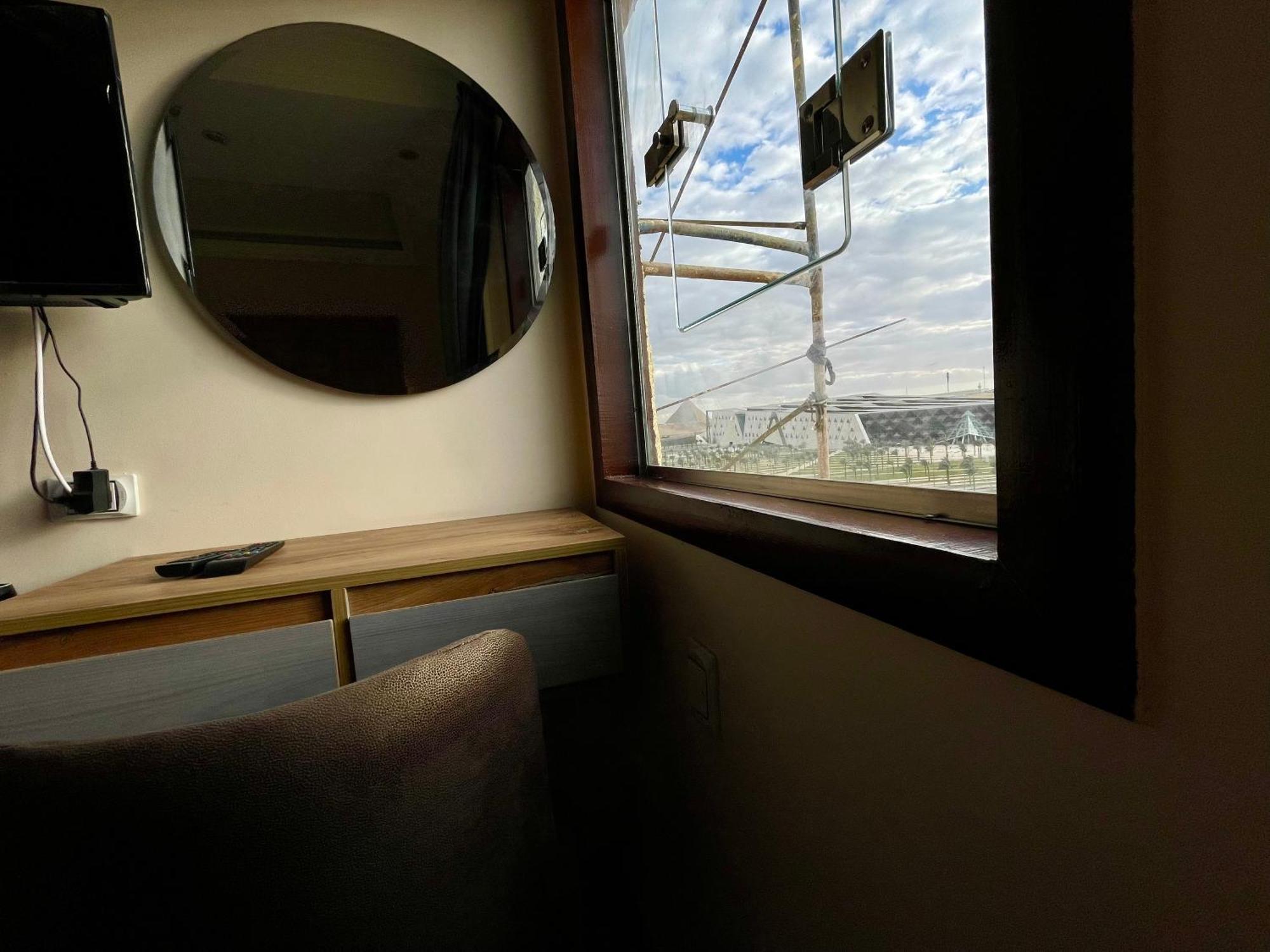 Pyramuse Inn Nazlat as Sammān Buitenkant foto