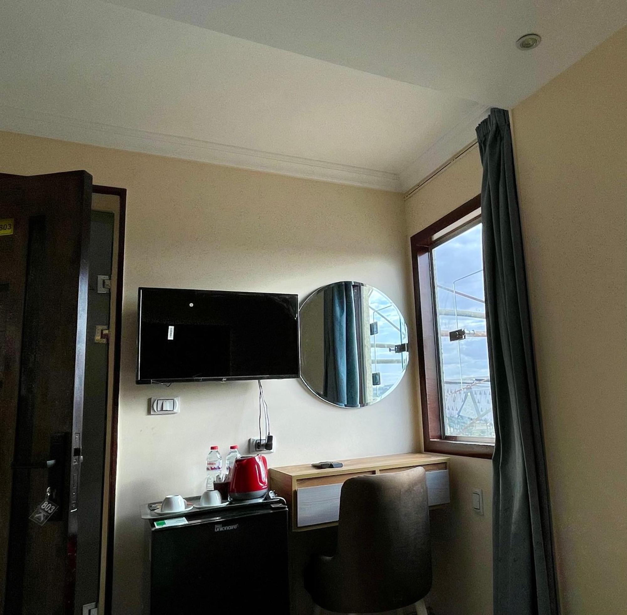 Pyramuse Inn Nazlat as Sammān Buitenkant foto